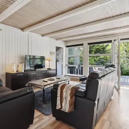 Holiday home Holiday Home Aki - 30Km From The Sea By Interhome *